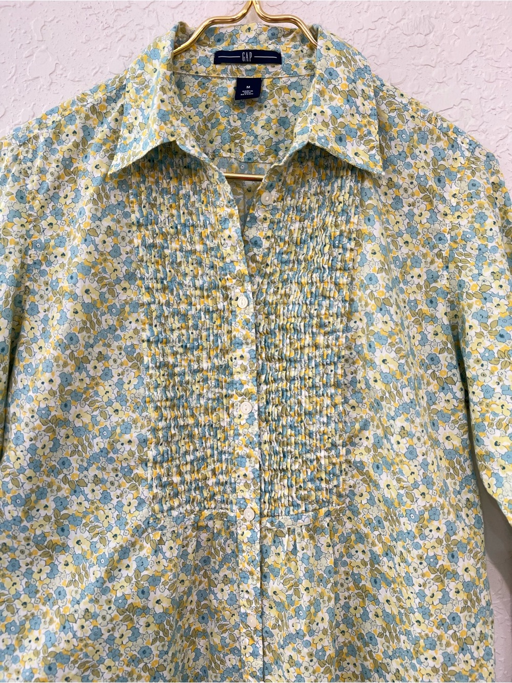 GAP Ditsy Floral Cotton Pintuck Button Down Shirt Size M - Picture 2 of 8